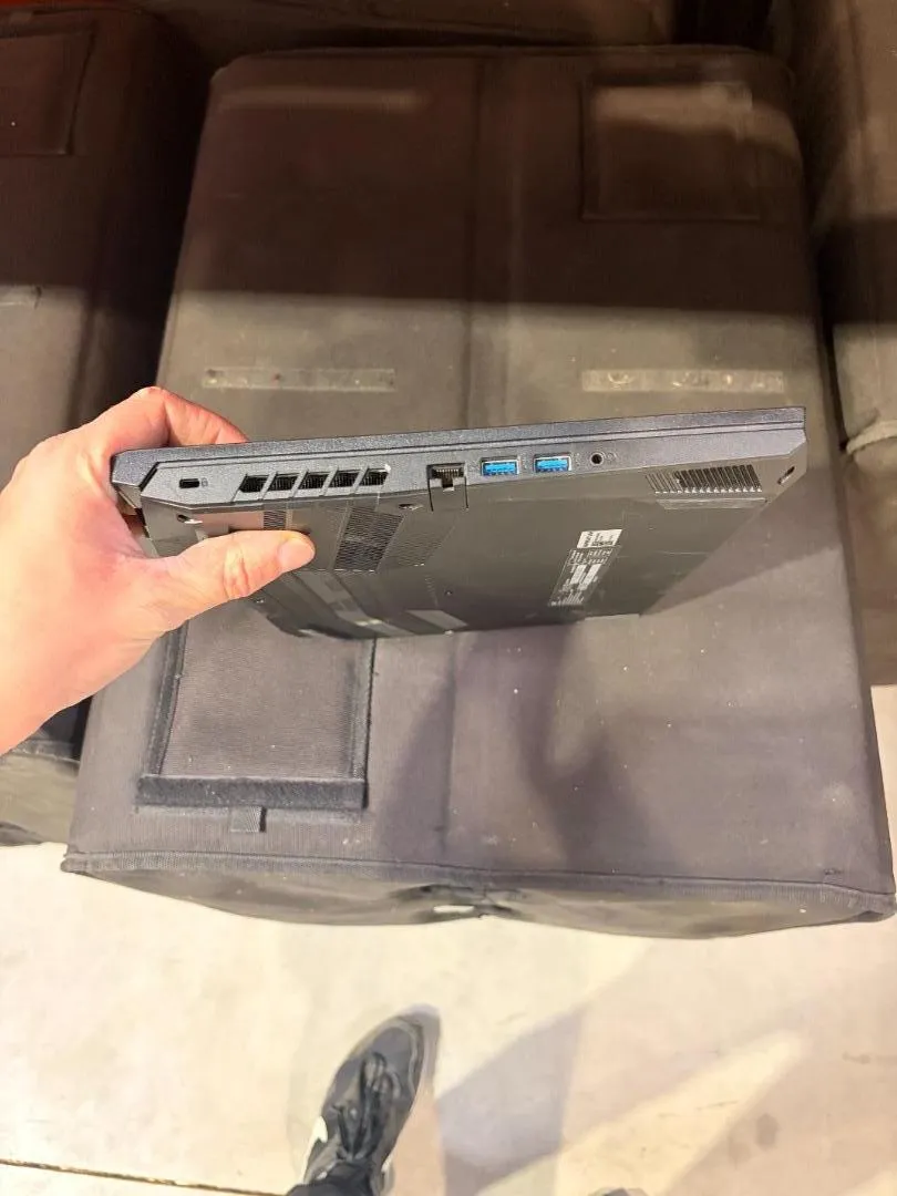 Acer Nitro 5 AN515-55 · i7 · RTX 3060 · 16 GB · 1 TB – Detailansicht 2