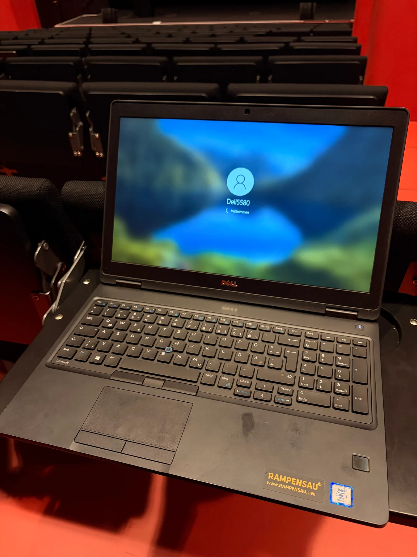 Dell Latitude 5580 inklusive Flightcase – Gesamtansicht