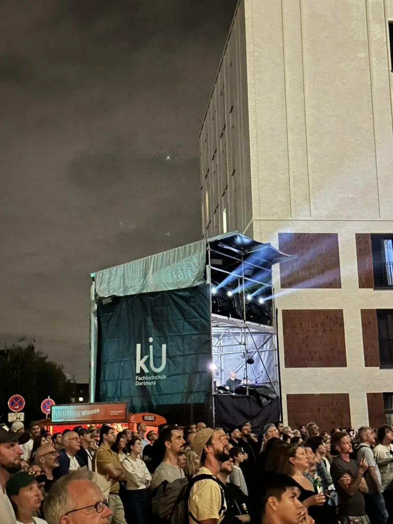What’s Beyond That Wall – Fassadenmapping am Dortmunder U – Projektansicht 4 von 5
